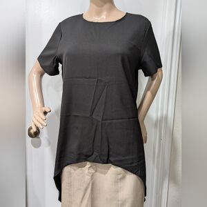 Womens Top Sz M Elegant Black Short Sleeve Hi-Lo Hemline Split Back PullOver NEW